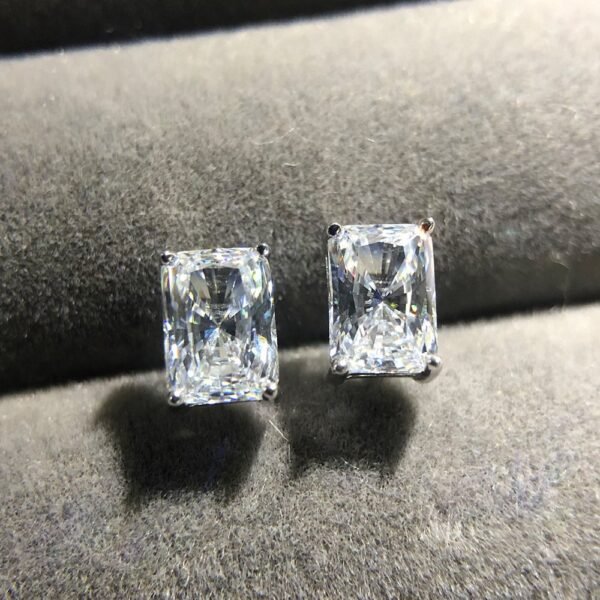 925 Silver Emerald Cut Diamond Earring - Image 2