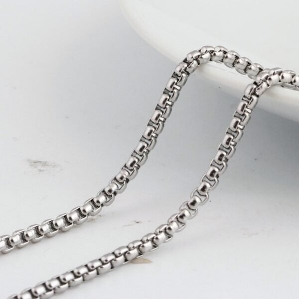 Vintage Silver Jesus Piece Chain - Image 5
