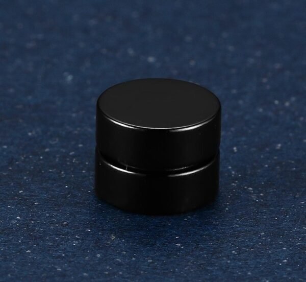 Black Magnetic Earring - Image 3