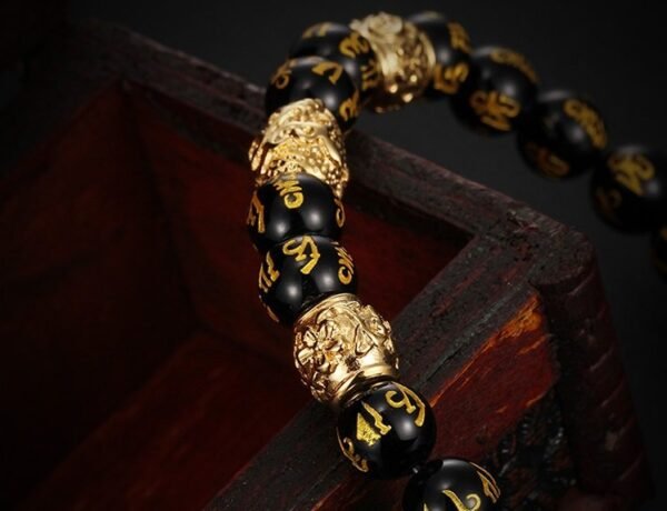 Ming Dynasty Chinese Bead Bracelet - Image 6