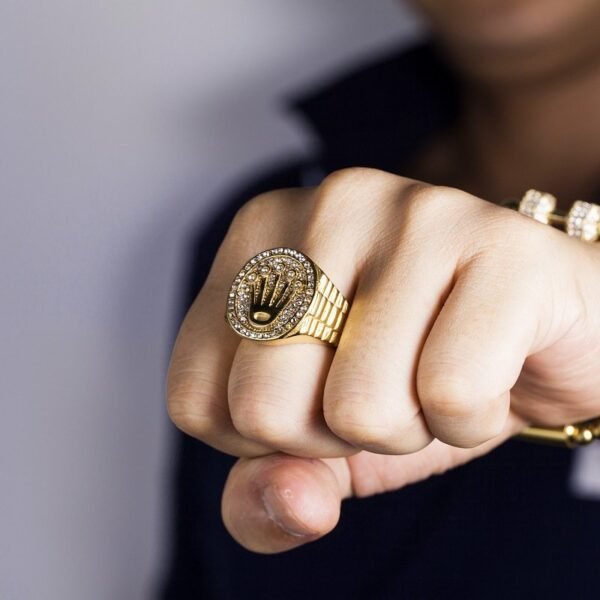 Gold Earl Crown Ring - Image 5