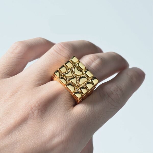Gold Gloss Finish Signet Nugget Ring
